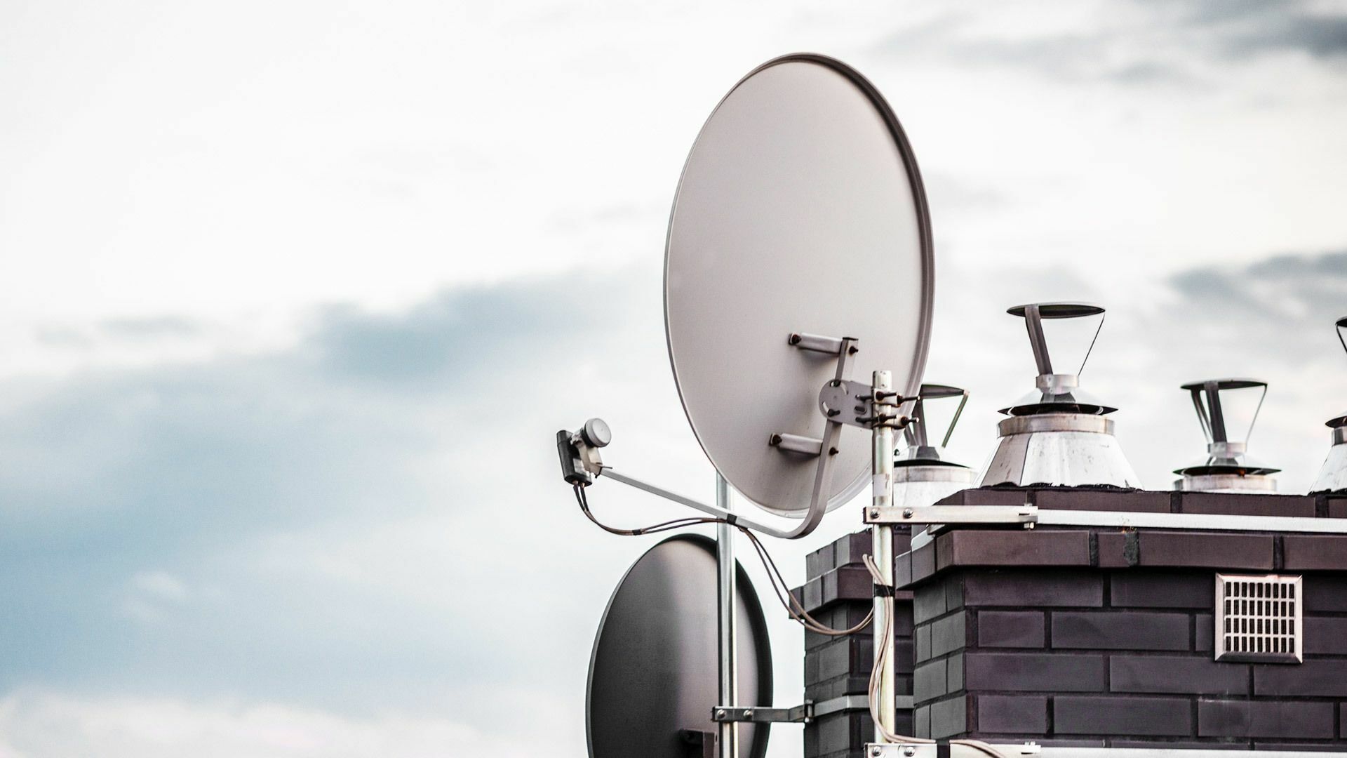 SAT-Sch&uuml;ssel auf Dach